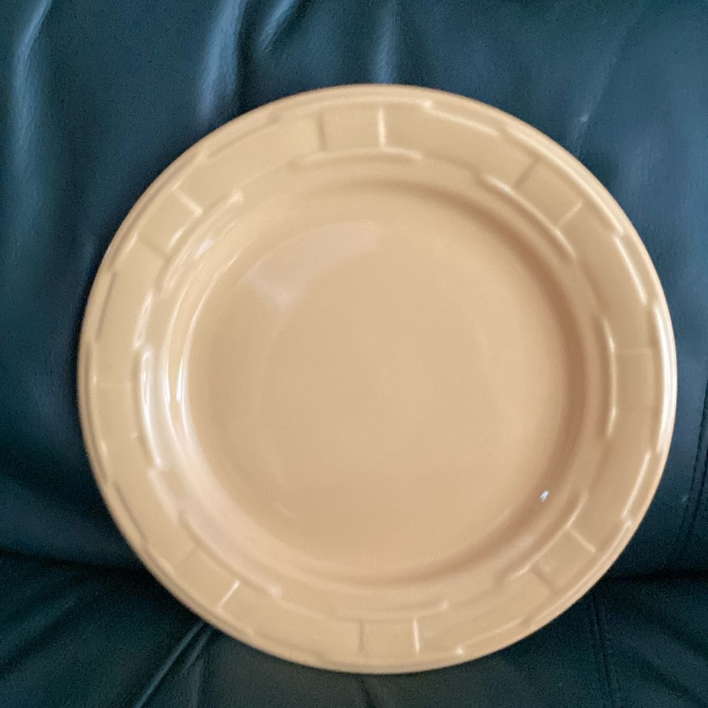 Longaberger dinner plate